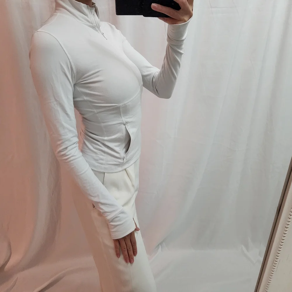Aritzia White Zip-Up Sweatshirt - Picture 3 of 10